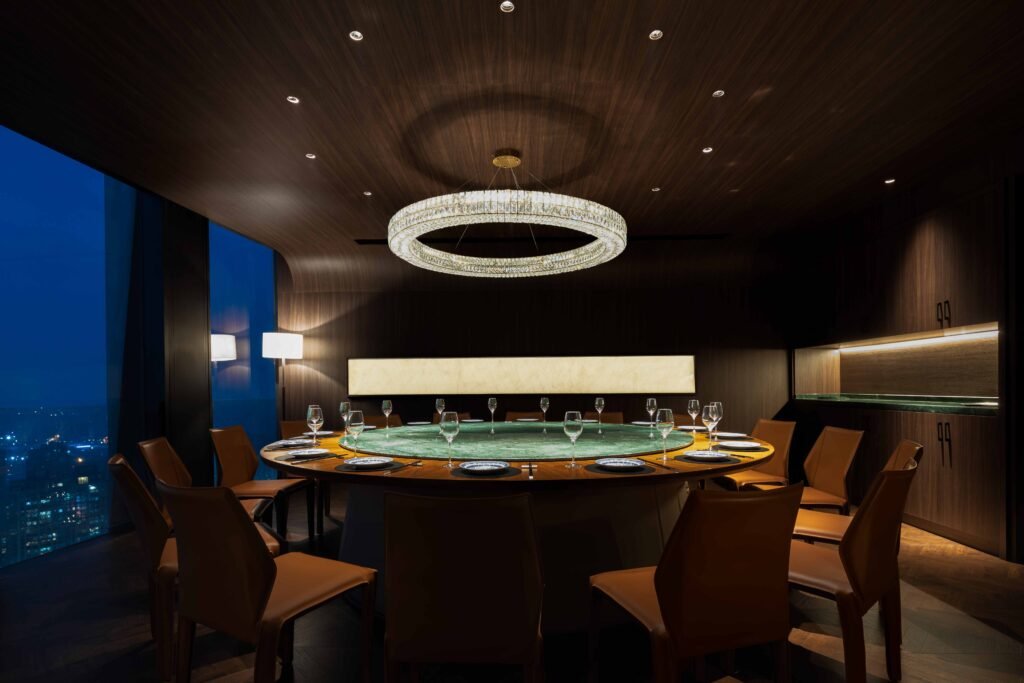 “Shadow of the Starry Vault” – Al-Thurayya Sky Dining
