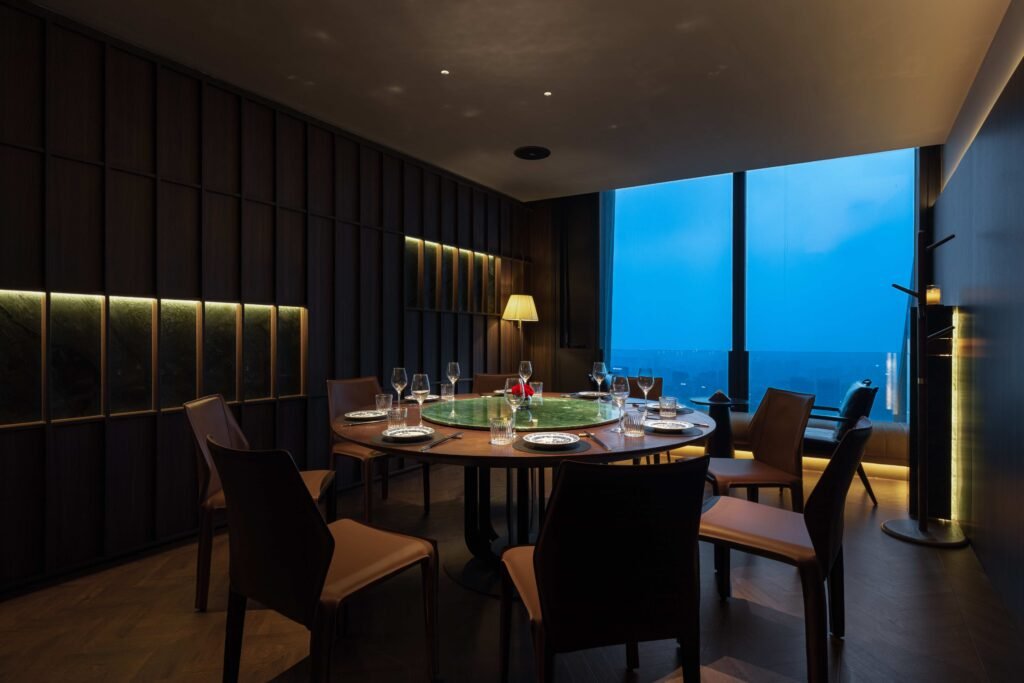 “Shadow of the Starry Vault” – Al-Thurayya Sky Dining