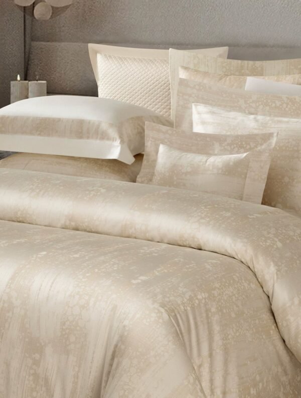 Lishi Luxury Optical Art Jacquard Bedding Set