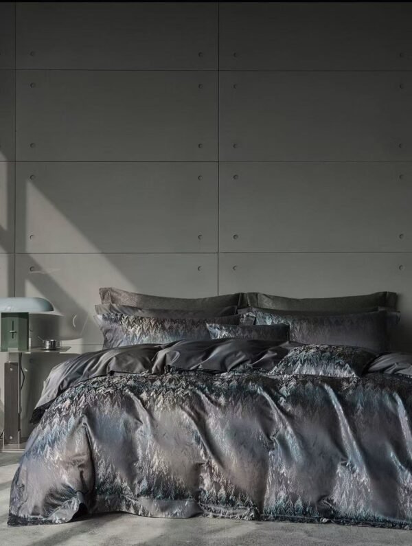 Lishi Luxury Italian 28 Momme Silk Jacquard Bedding Set
