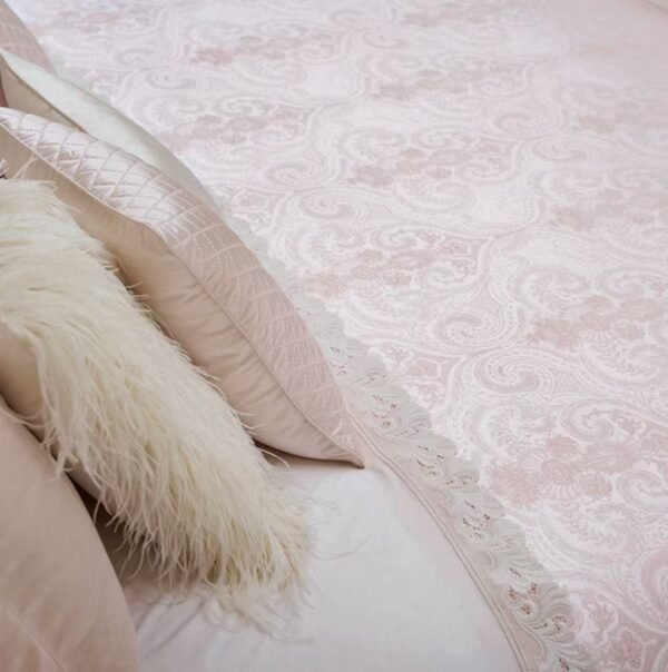 Lishi European Light Luxury Mulberry Silk Bedding Set