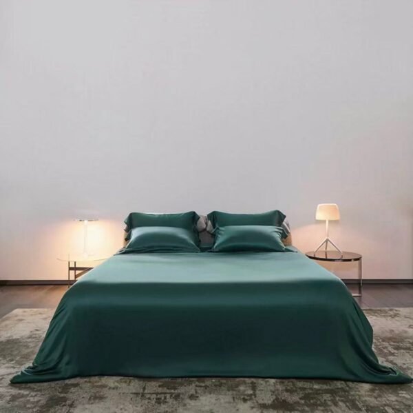 Lishi High-End Luxury Silk Bedding Set