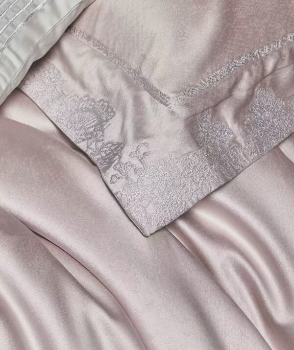 Lishi 160s Jacquard Embroidered Bedding Set