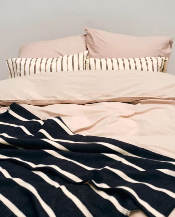 Lishi Nordic Minimalist Bedding Set