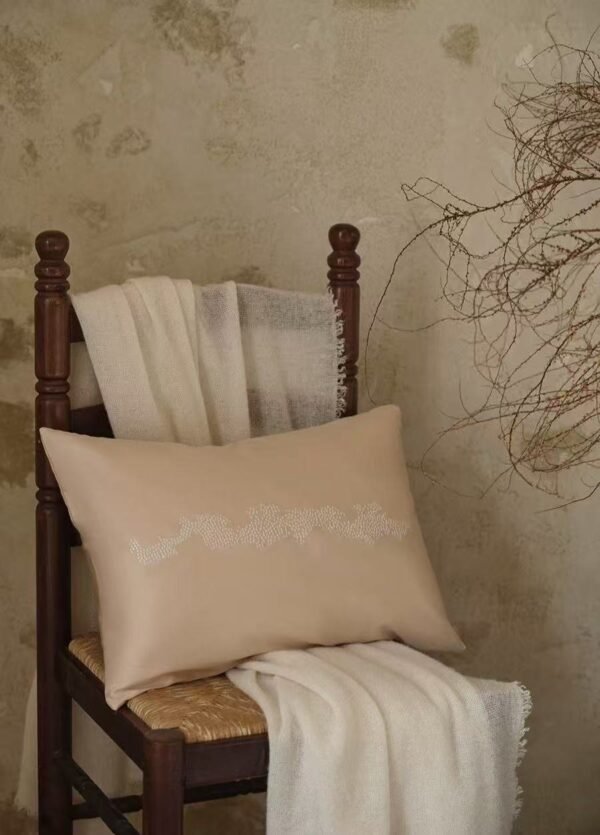 Lishi Light Luxury Embroidered Bedding Set