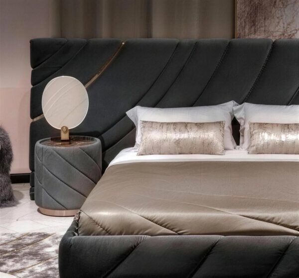 Lishi Modern Italian Light Luxury Fabric Bed