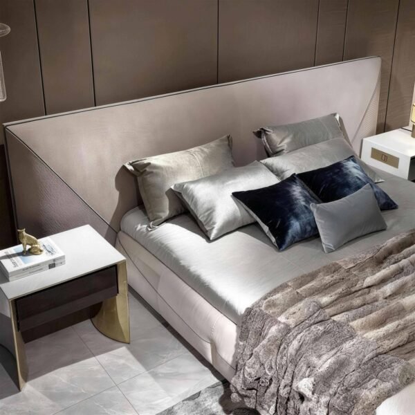 Lishi Italian Light Luxury Matte Leather Bed