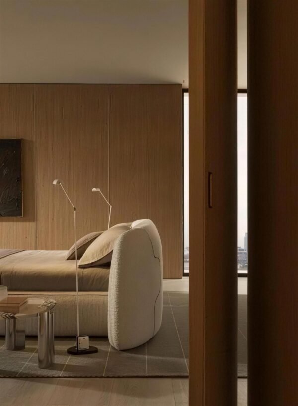 Lishi Theo bed