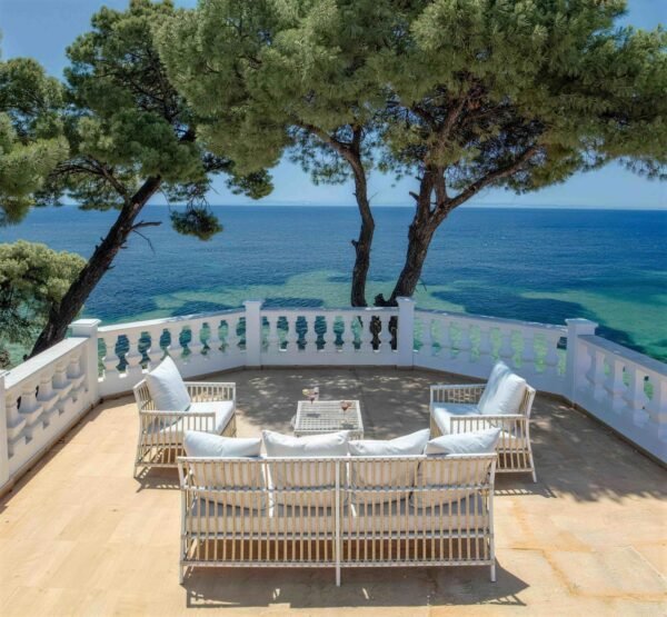 Lishi Caroline outdoor collection