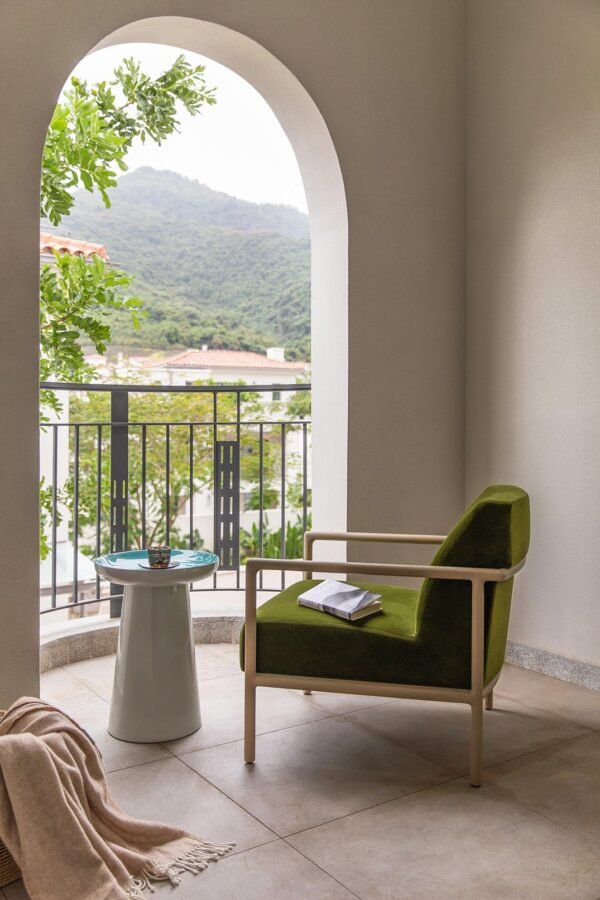 Lishi FUNGO Italian Light Luxury Table