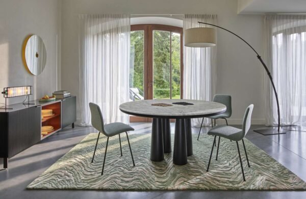 Lishi Papyrus Dining Chair