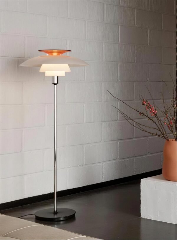 Lishi Floor Lamp