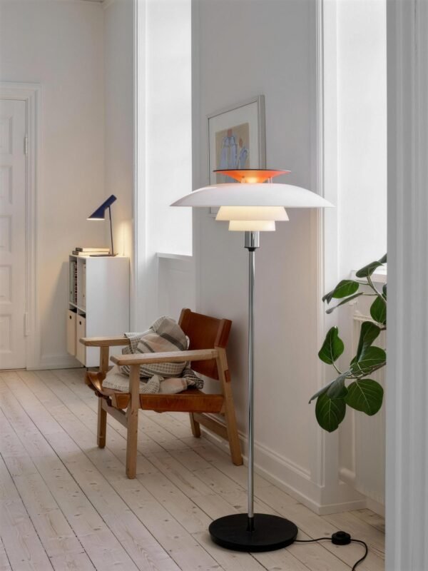Lishi Floor Lamp