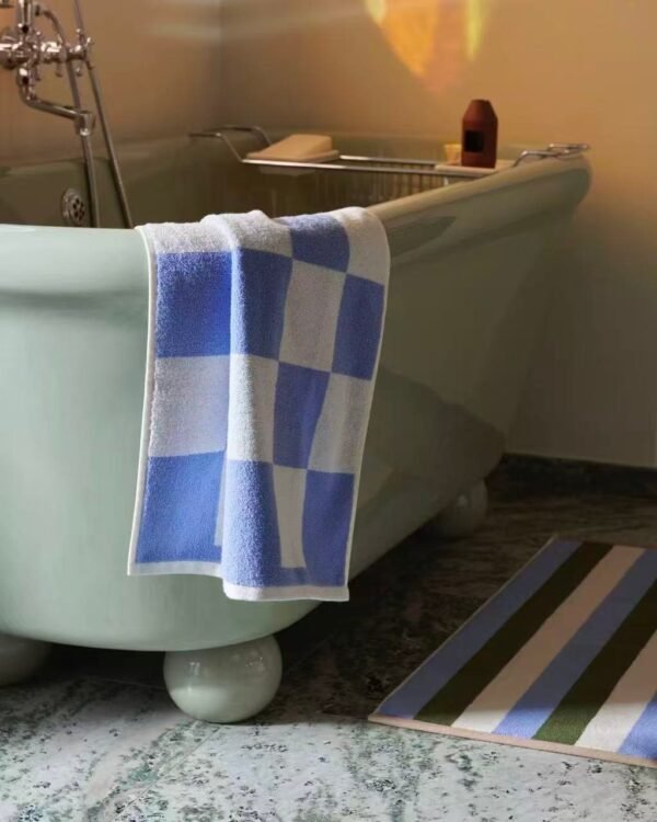Lishi OEKO-TEX Minimalist Striped Towel