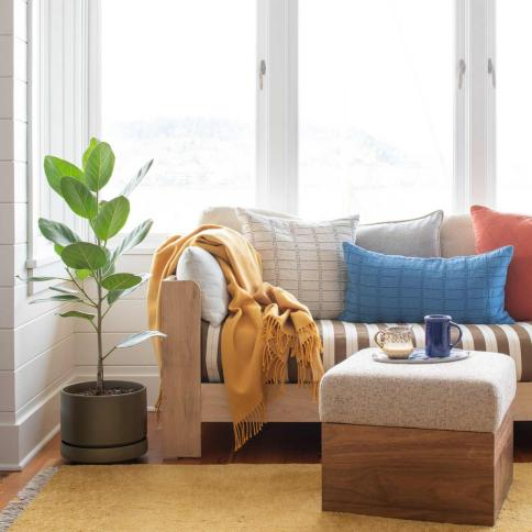 Schoolhouse Grid Stitch Cushion